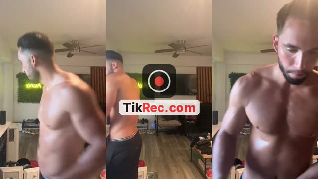 @parkerjfitness TikTok live