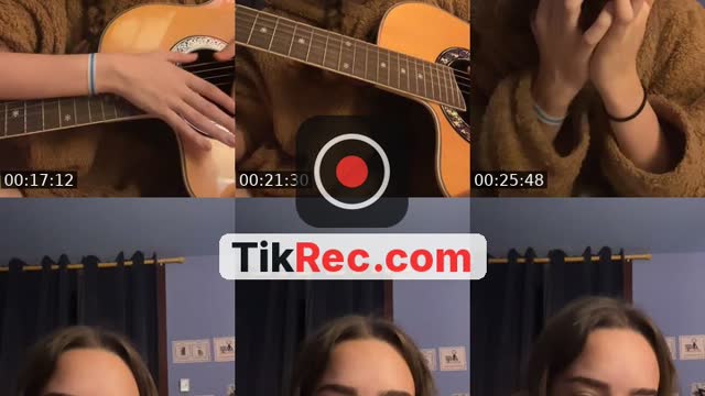 TikTok live: sacademe da pobreza by @carlitamunz