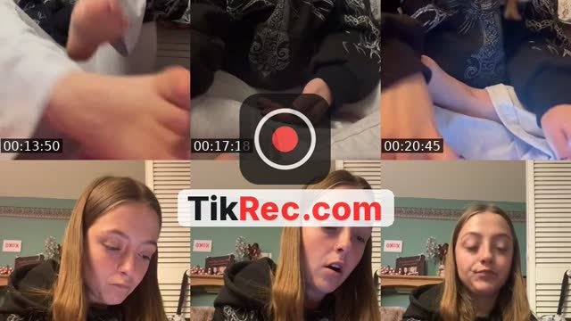 hey come chat! 💬 - @sarahs_footlovers