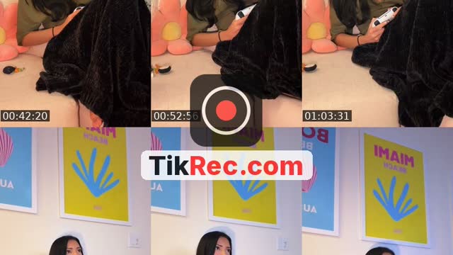 TikTok live: Hey I’m exhausted 😪 by @carolinevelss