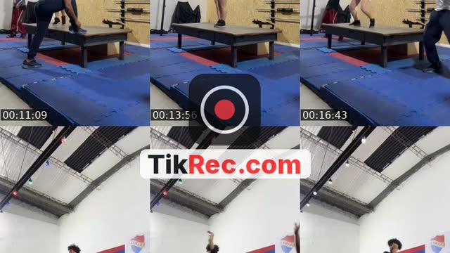 @ro.selene26 TikTok live