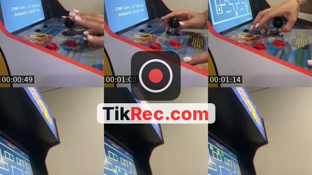 @sofiafreakingpeener TikTok live