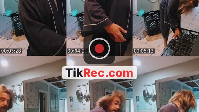 @manmodelmaxie TikTok live