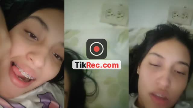 @sofi_cely TikTok live