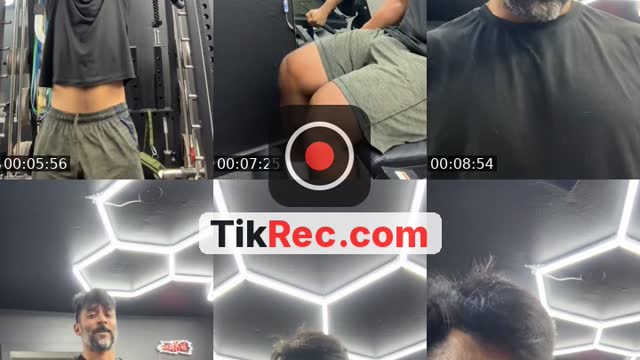 TikTok live: Gym time by @themaniac_physiqu3