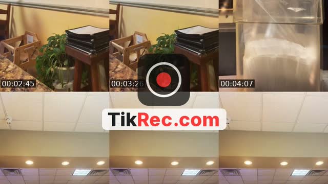 @chiquivarbi.rosa TikTok live