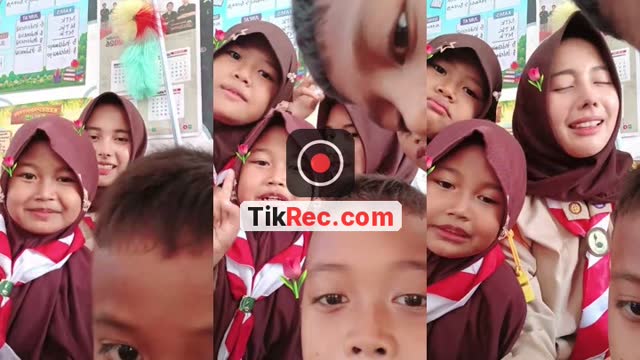 @yessaimgetariiiii TikTok live