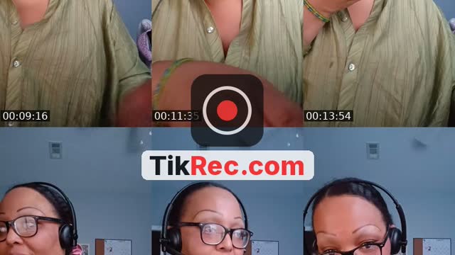 TikTok live: just a quick hi... by @thedarlinglemonade