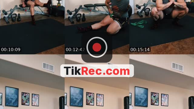 @majorpectoralis TikTok live from 2026-10-19