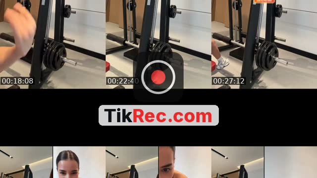 TikTok live: Hii by @f_ou45