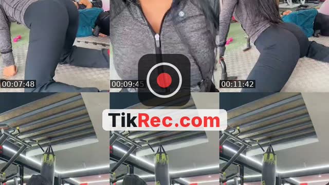 TikTok live: Haciendo estiramientos by @melhoon_1