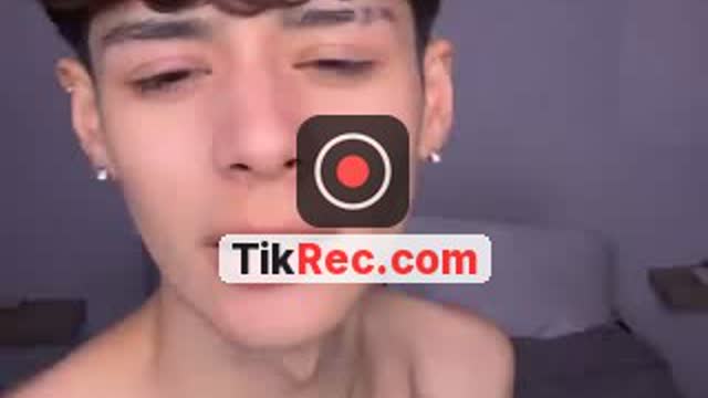 @estebanwoo TikTok live