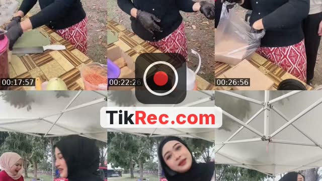 TikTok live: Colek buah , popis , oden by @us3rgone.___