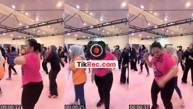 @emma_ms17 TikTok live