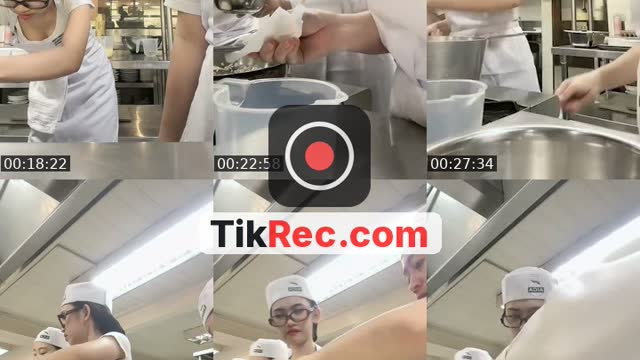 TikTok live: pagurin niyo ako😛 by @jn.eliyah