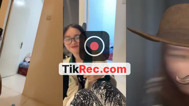 @chacaamhrn TikTok live from 2026-10-21