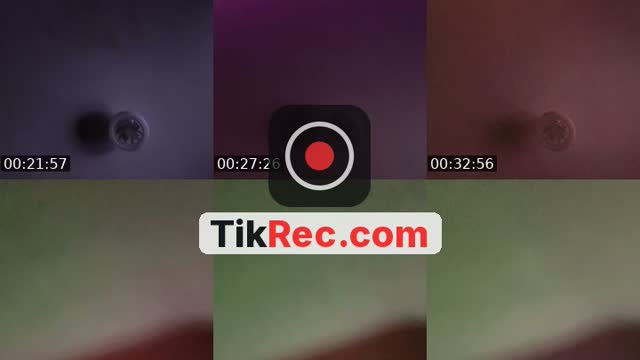 TikTok live: Holis 🍒 by @y_bajoperfil27