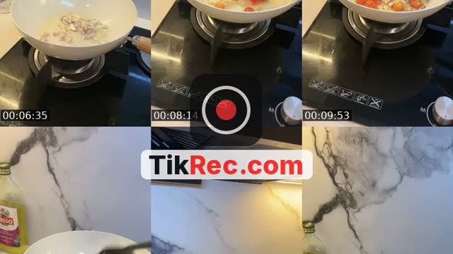 TikTok live: shrimp pasta simple2 malas2 by @lina.azaian