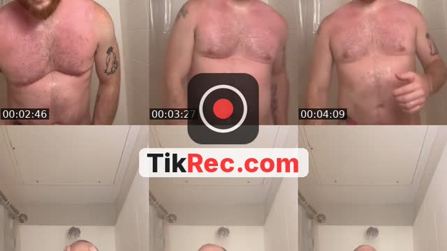 @carrotcakedatl TikTok live
