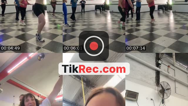 @ro.selene26 TikTok live