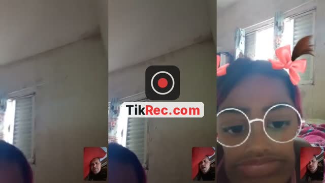 @elo_hellena1 TikTok live