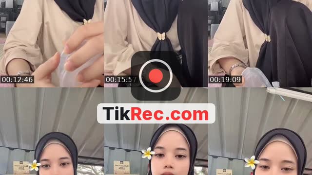 TikTok live: Pantai puteri melaka by @kriisyahh