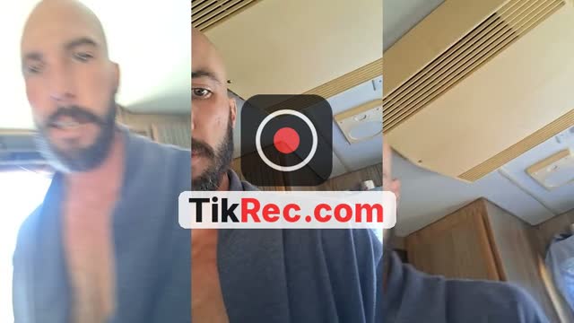 @animalsplay TikTok live