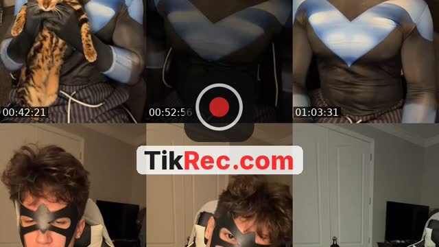 TikTok live: Nightwing lol by @kalel_ulysses